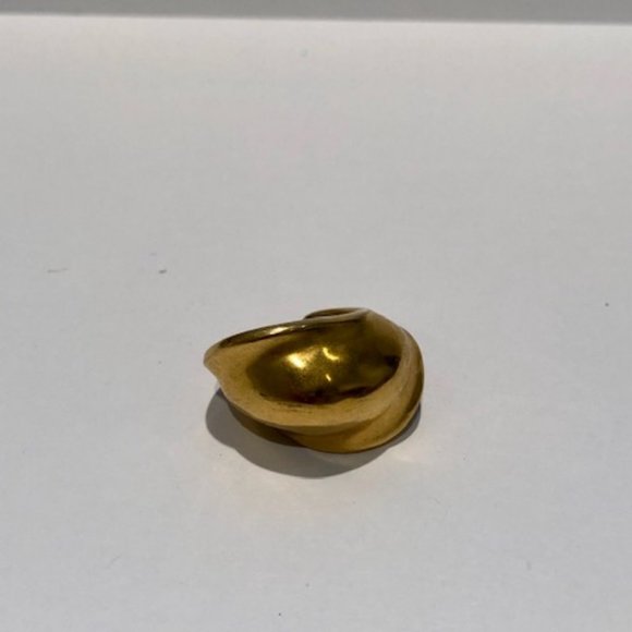 Smooth Gold Adjustable Ring - Picture 2 of 4